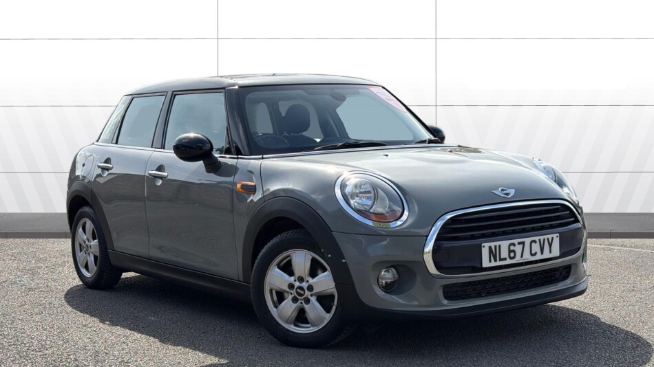 MINI Hatchback 1.5 Cooper 5dr Petrol Hatchback